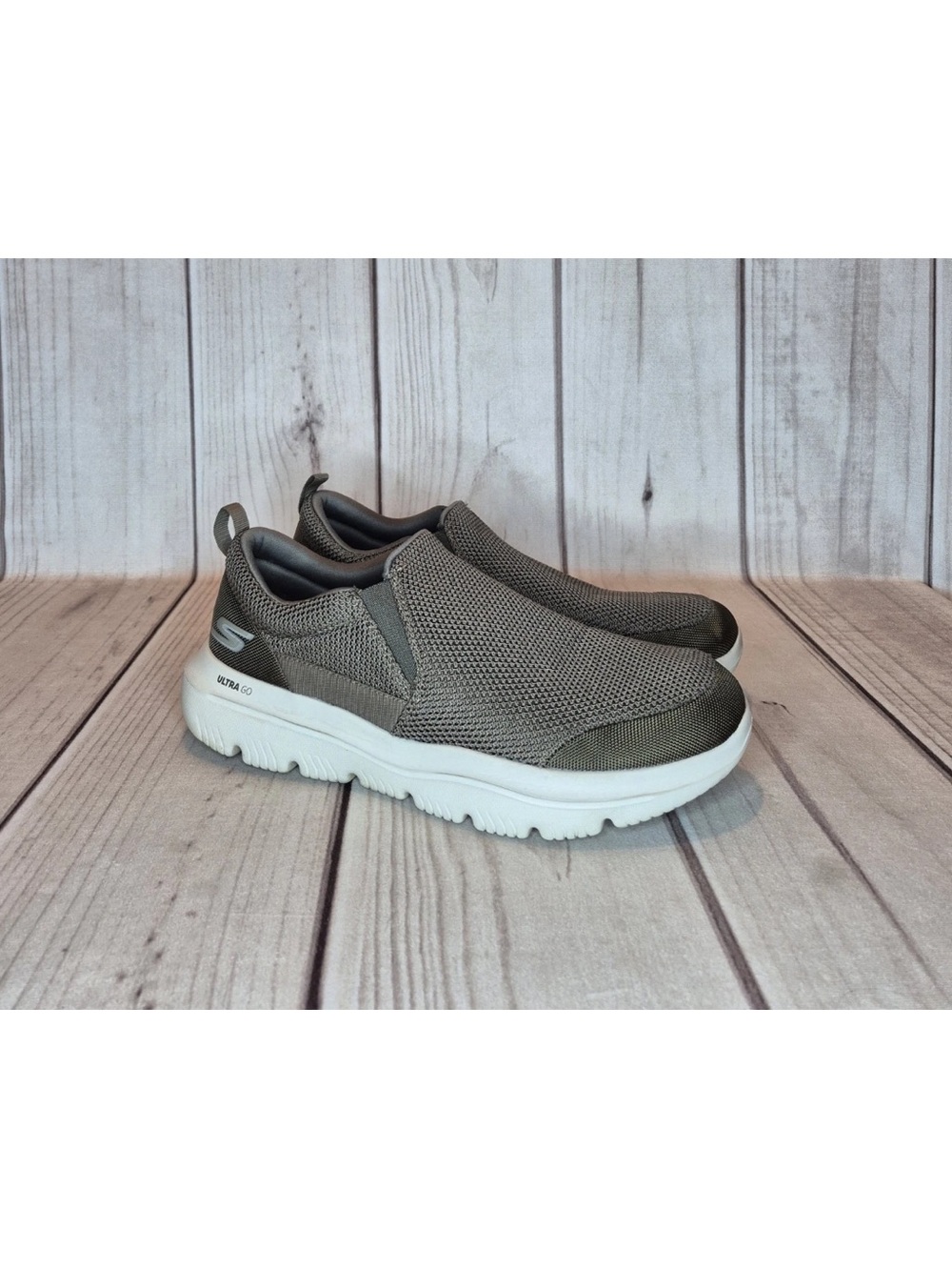 Skechers Men's Size 12 GO WALK EVOLUTION ULTRA IMPECCABLE Khaki Walking Shoes